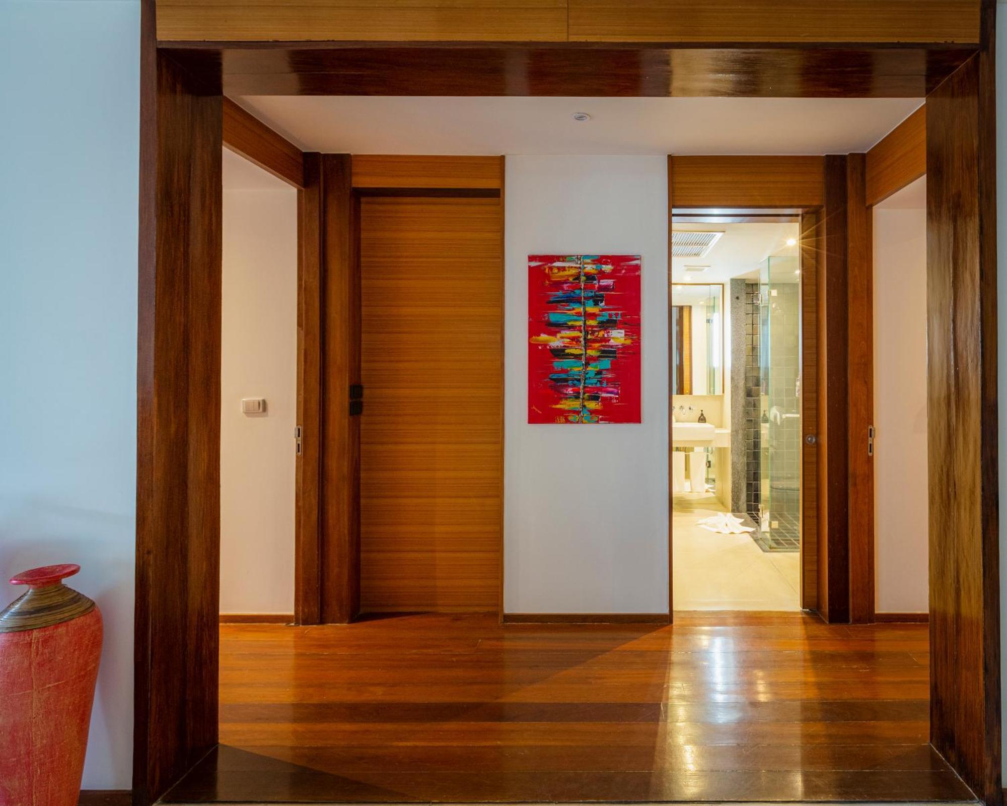 Hidden Oasis Spacious Luxury, 50 Meter From Appartement Surin Beach (Phuket)